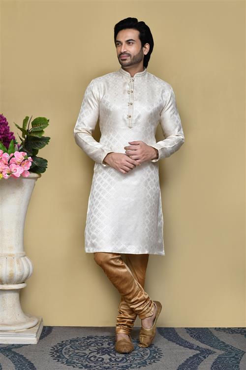 https://media.vinhemfashion.com/Images/RajsahiVol6AVLS5725KYE3SG7UA/image/designer